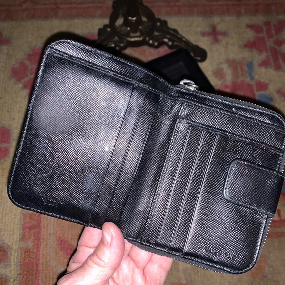Prada wallet - Picture 2 of 8